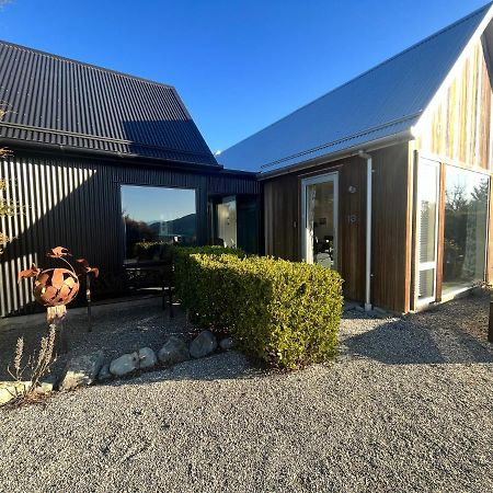 Luxury Lake View House Lake Tekapo Bagian luar foto